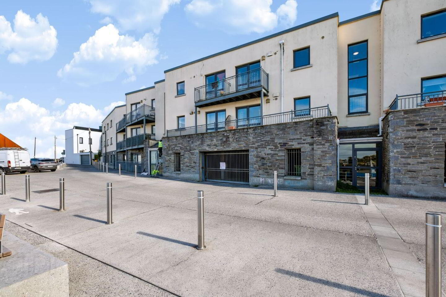 Apartment 14 The Laurels Harbour Road 1 of 20