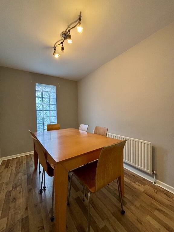 3 Lisburn Avenue 3 of 12