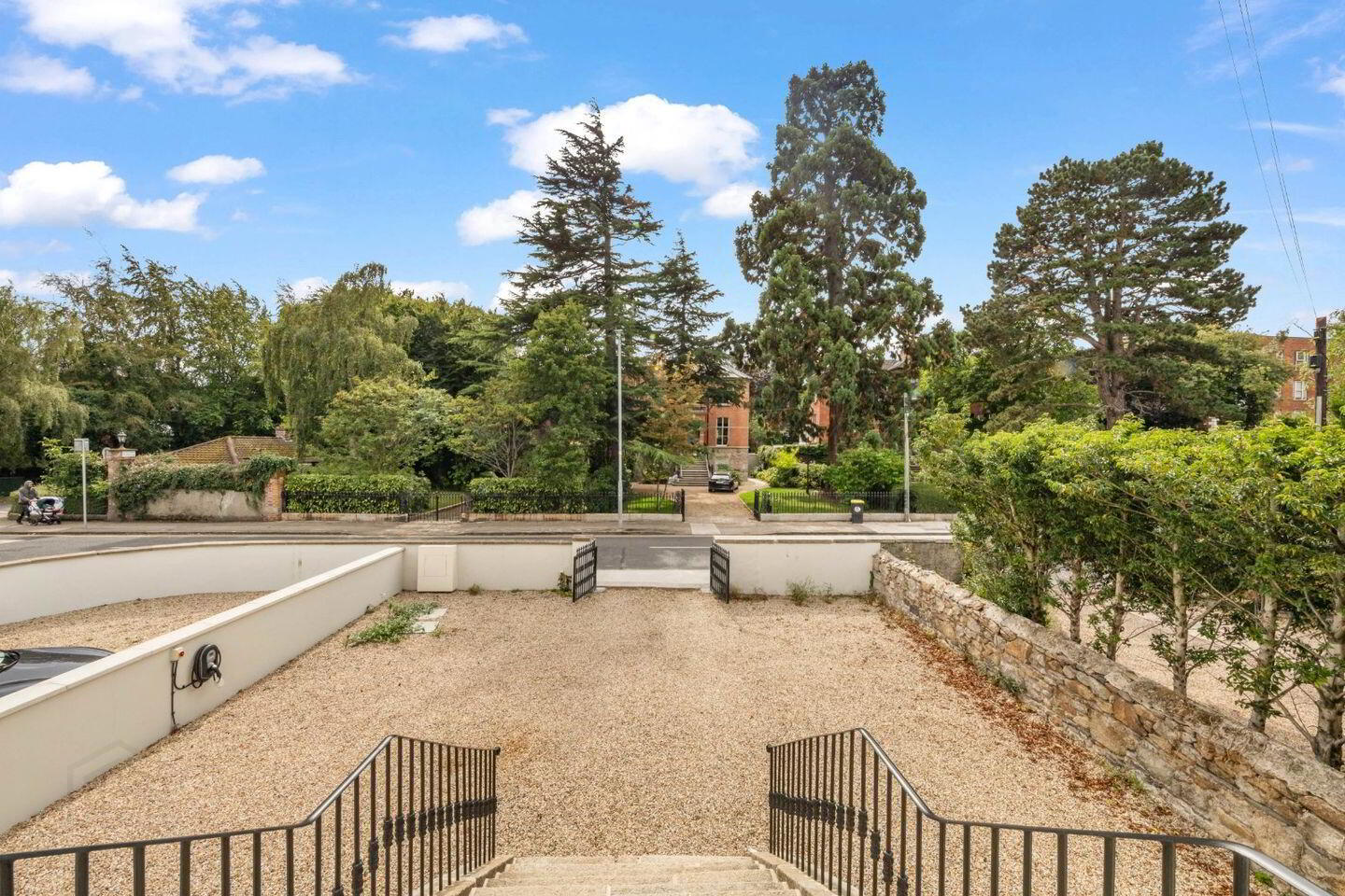 63 Highfield Road 2 of 35