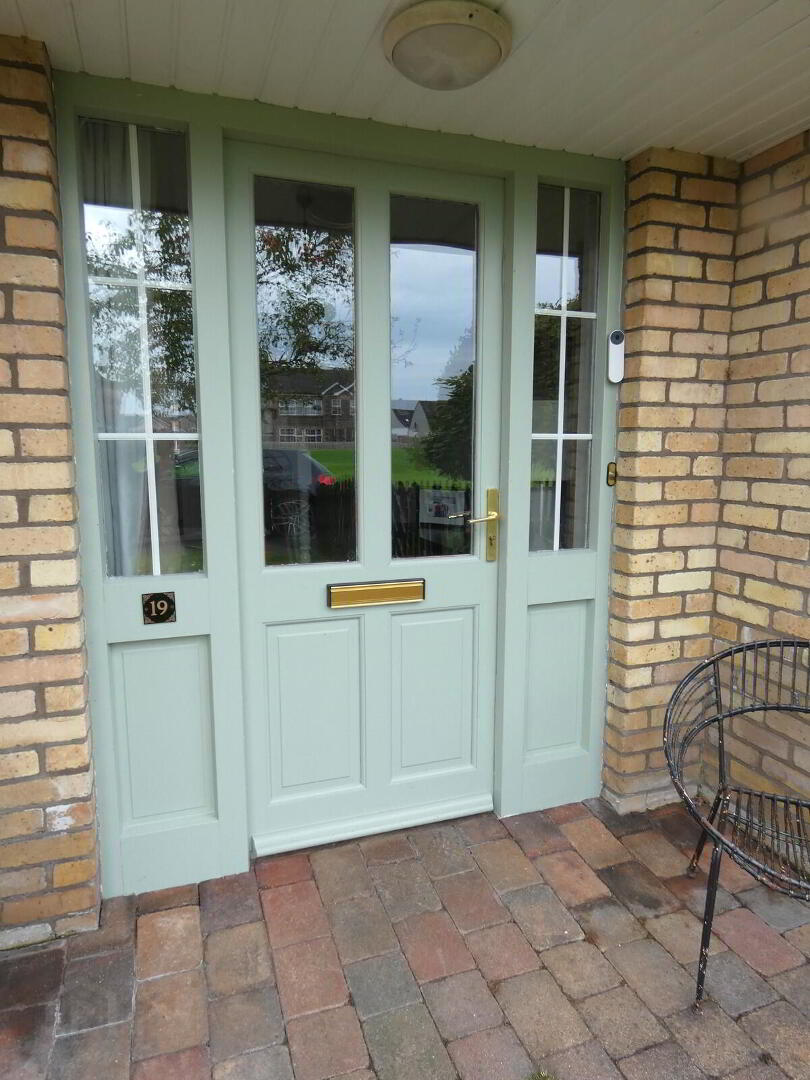 19 Millbrooke Manor 2 of 32
