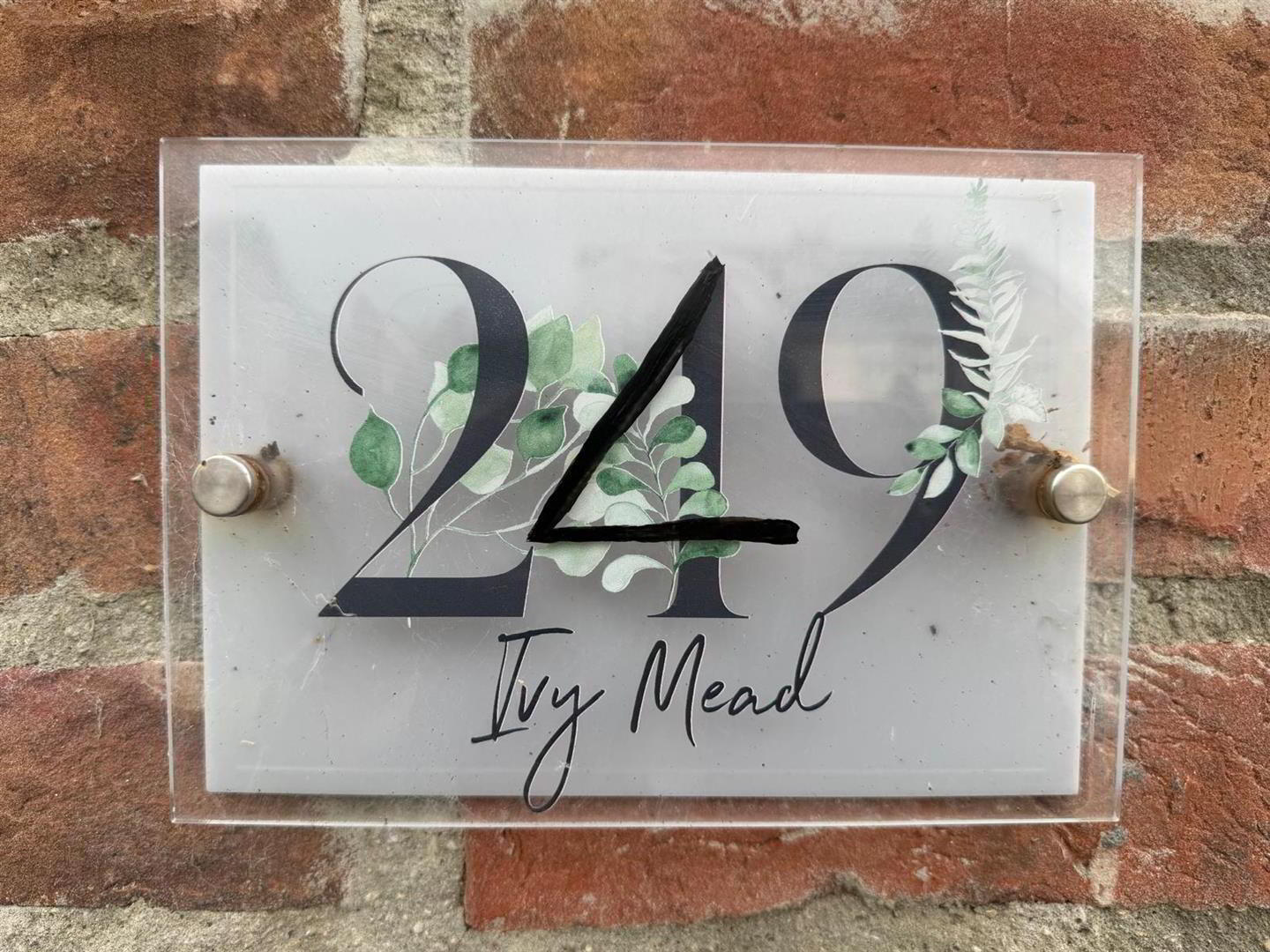 249 Ivy Mead 2 of 20