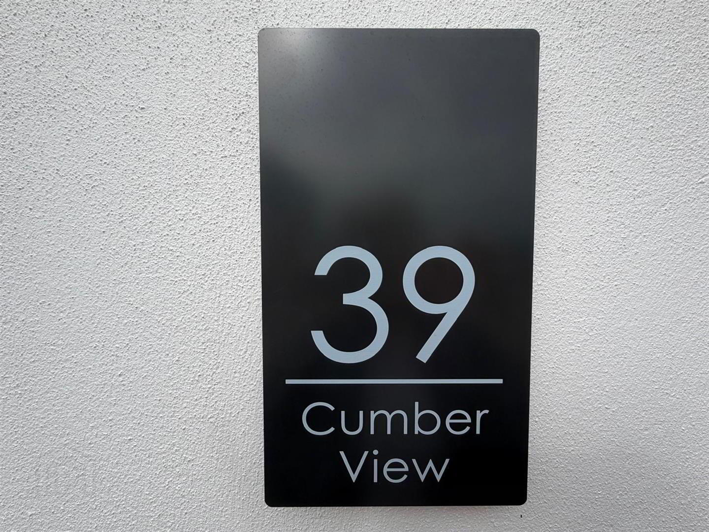 39 Cumber View 2 of 27
