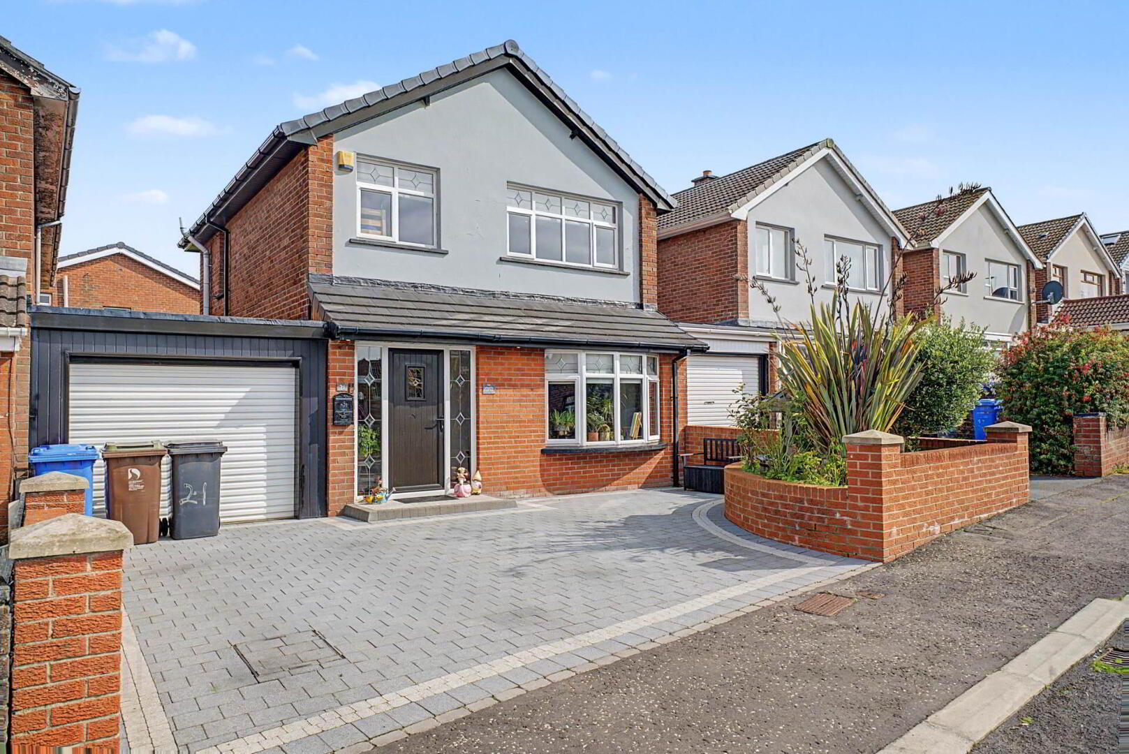 21 Kimberley Hill 1 of 43
