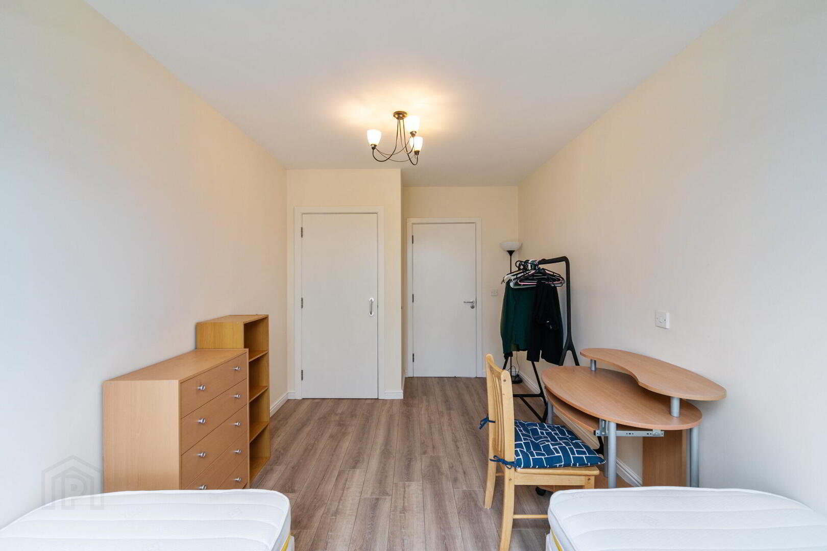 Apartment 17 29 College Square North 17 of 18