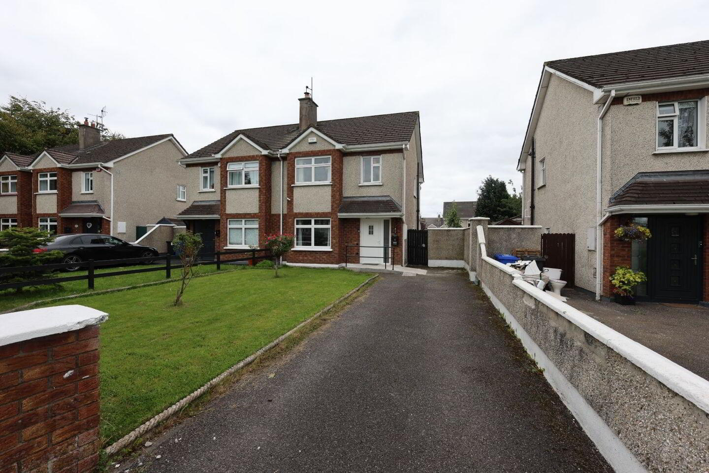 55 Heathfield 1 of 22