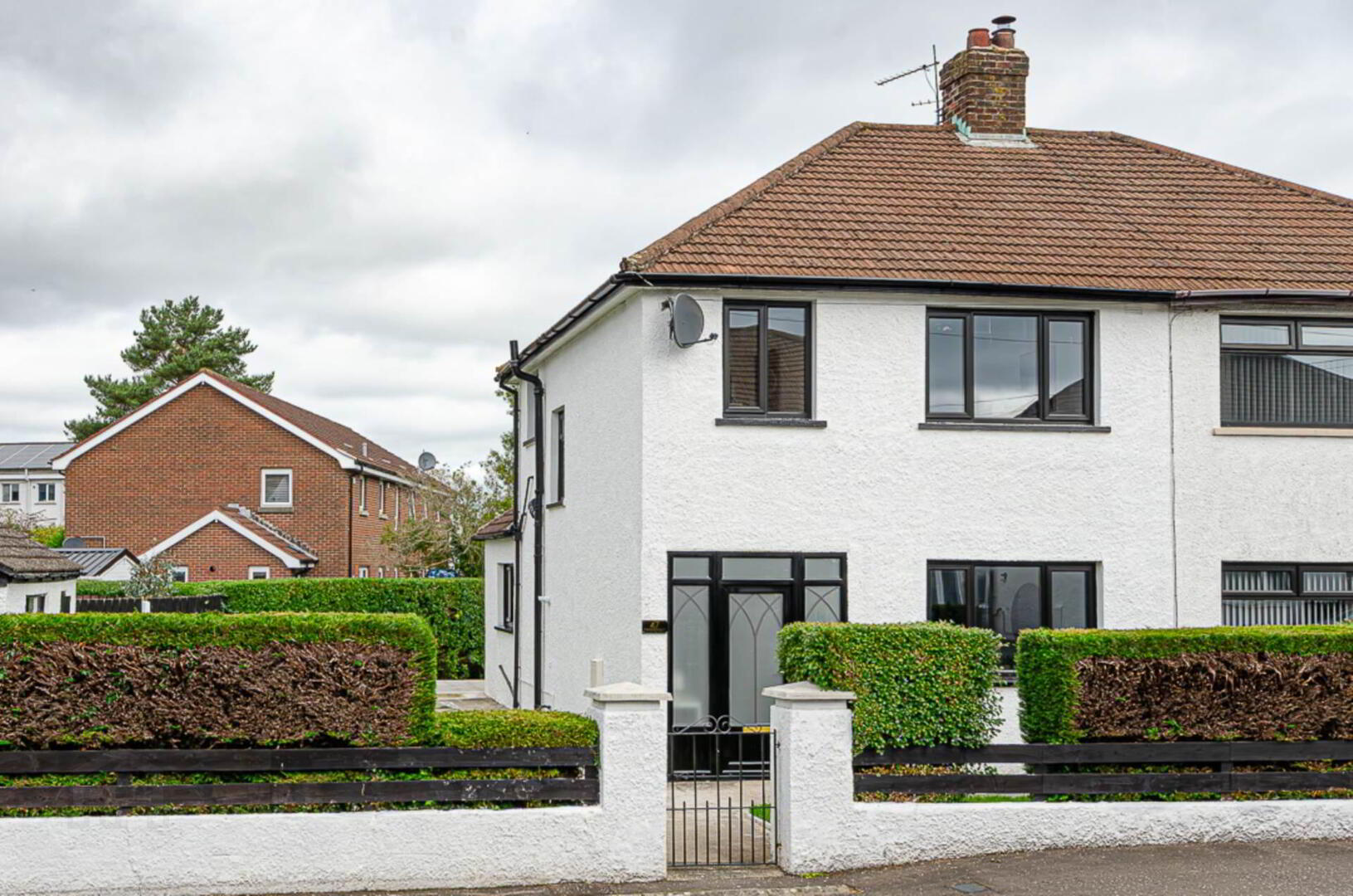 47 Stirling Gardens 1 of 73