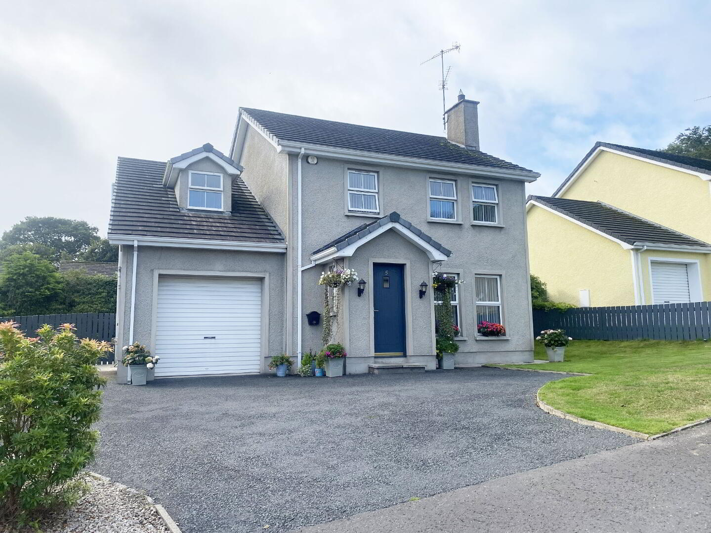 5 Oaklands 1 of 22