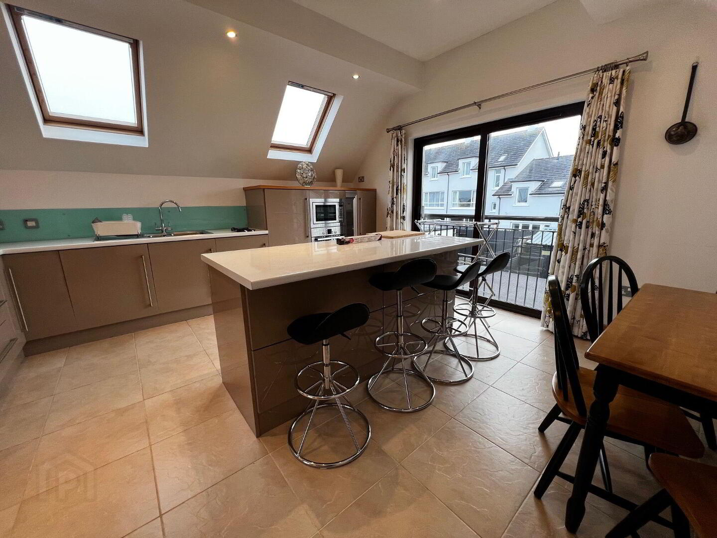 7 Strand Road 13 of 14