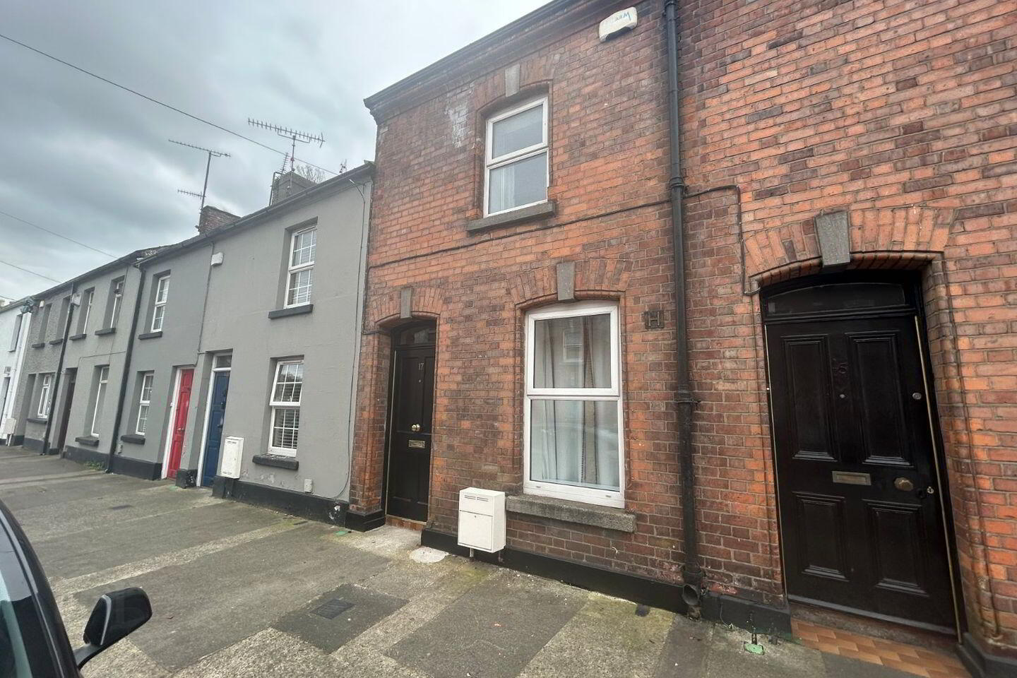 17 Barrack Street 1 of 8