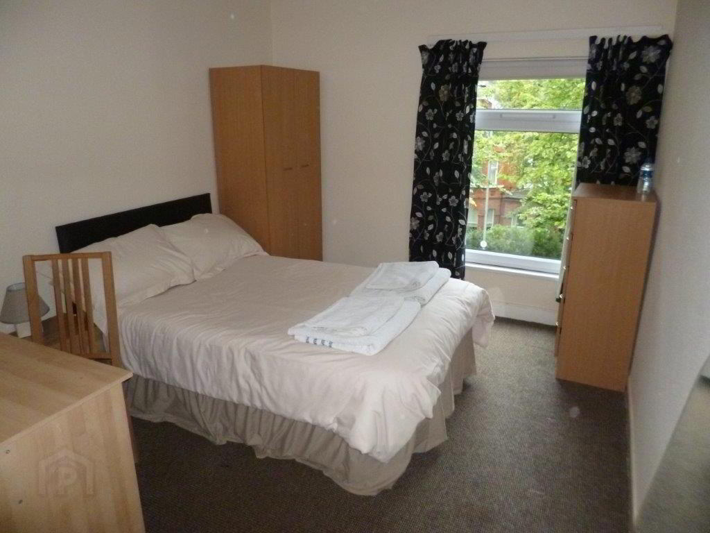 Apt 3, 29 Eglantine Avenue 12 of 12