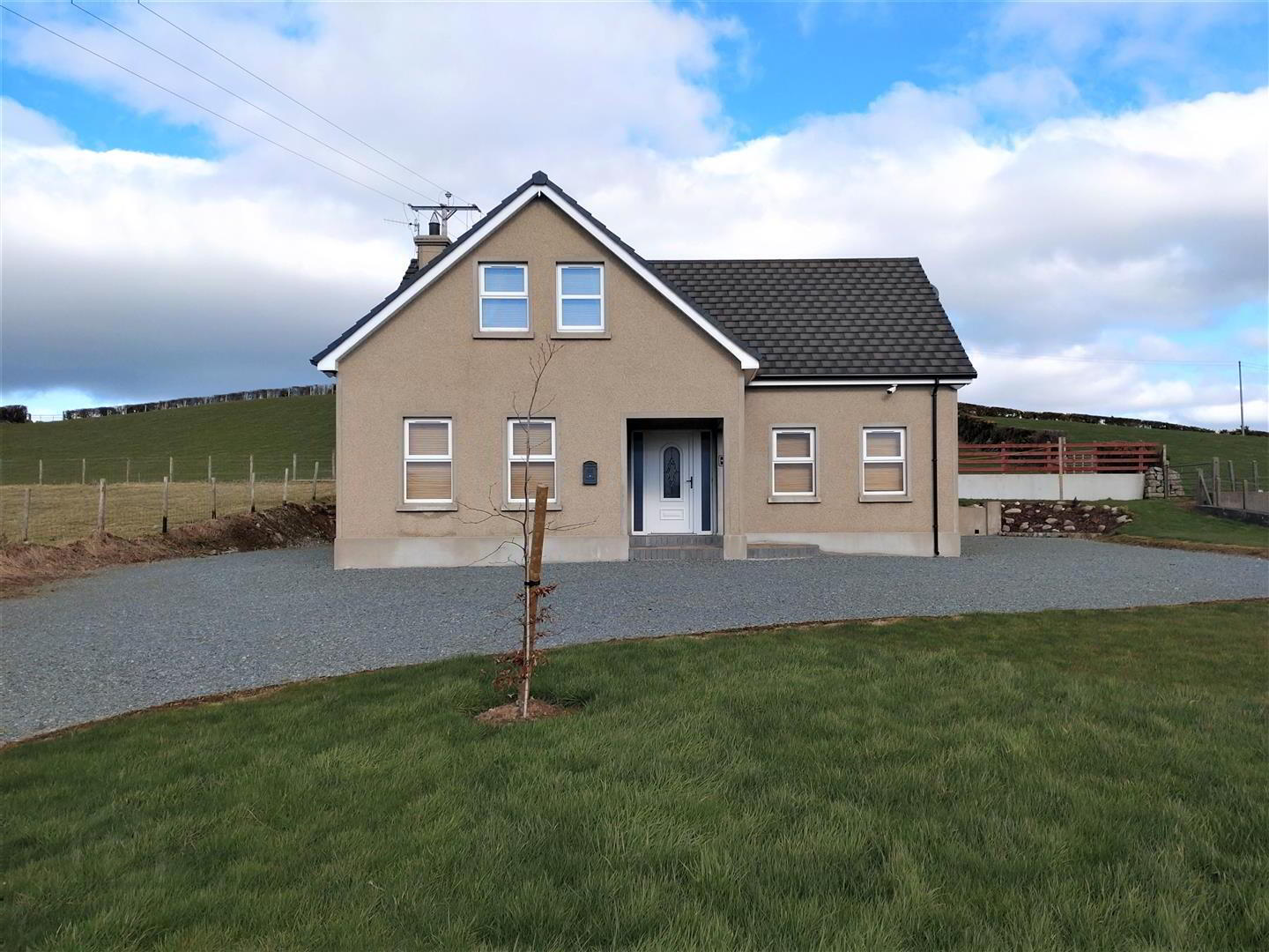 152b Castlewellan Road 1 of 19