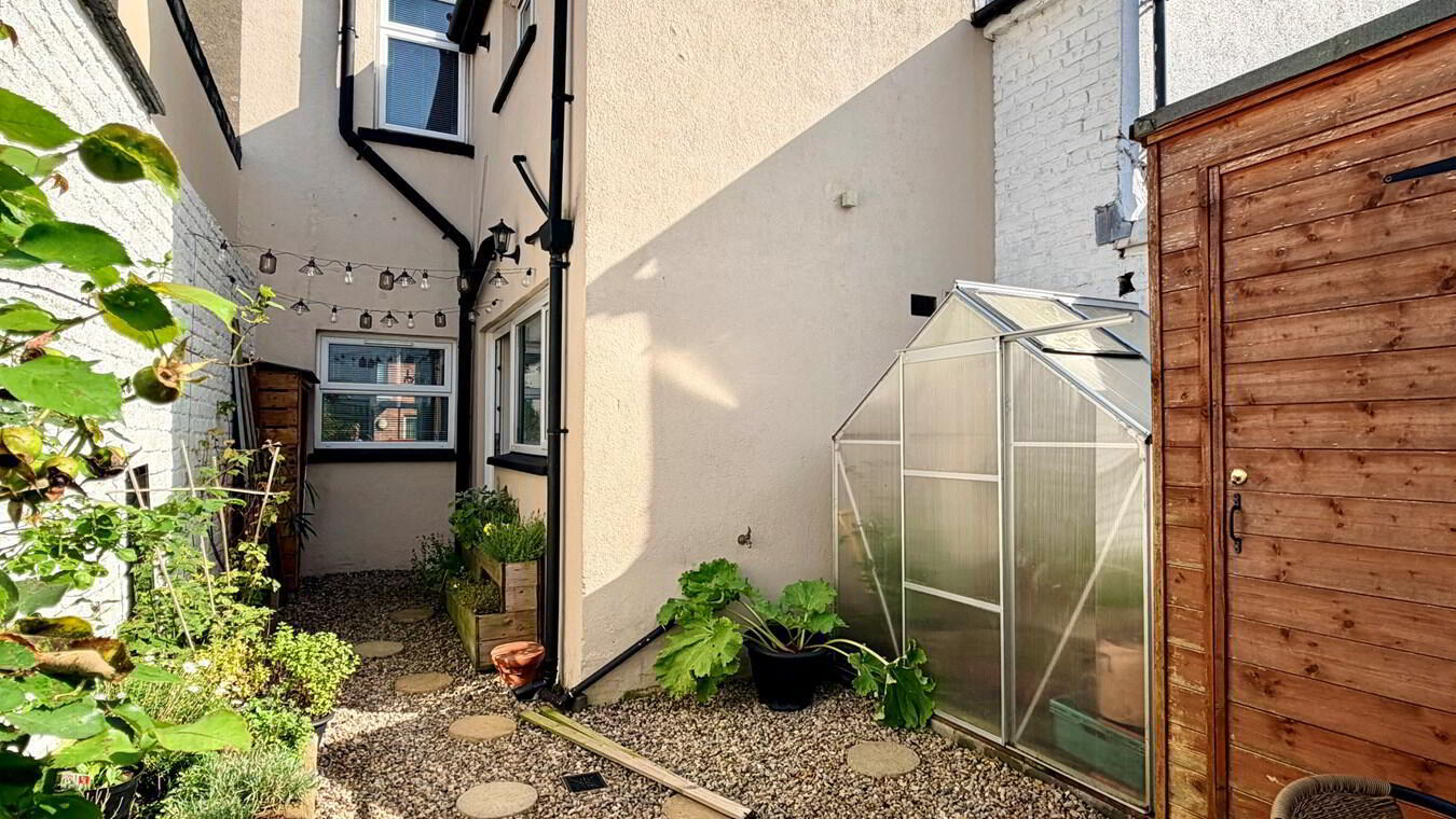 2 Burnbrae Avenue 17 of 17