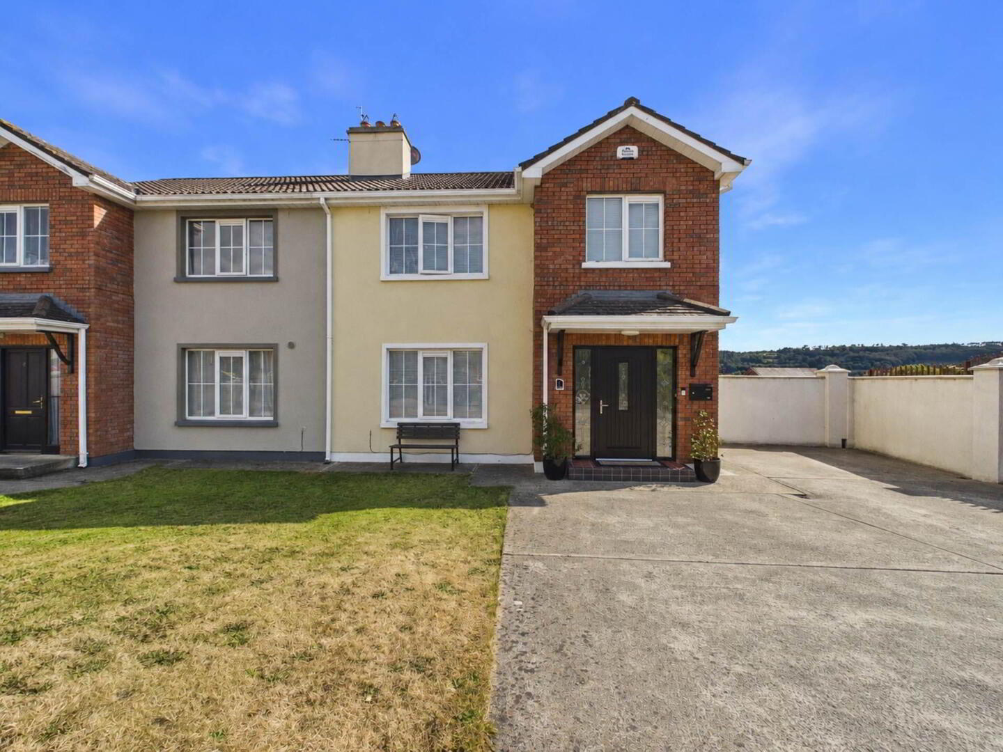7 Oak Drive 1 of 31