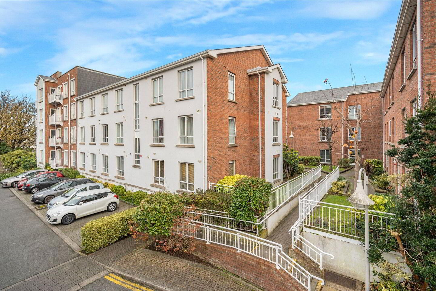 77 Saint James' Wood, 77 Saint James' Woods 25 of 26