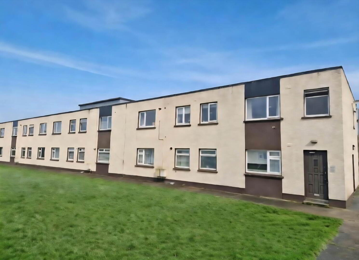 15 Ballymany Mews 1 of 13