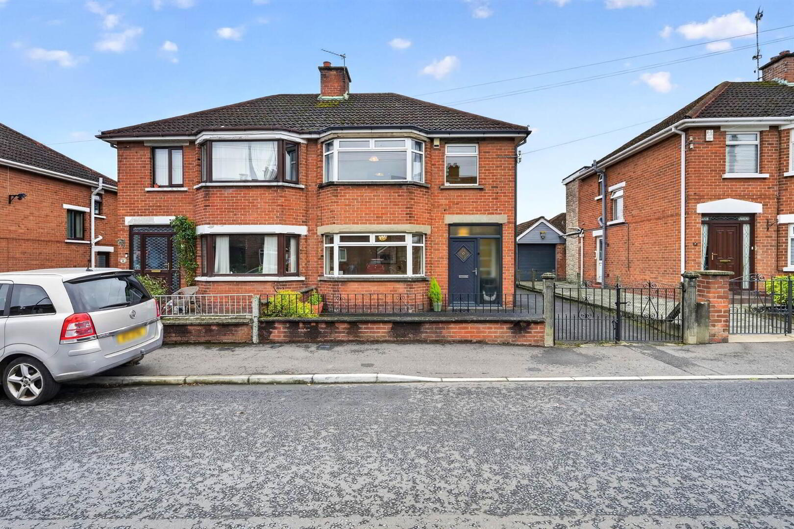 9 Cricklewood Crescent 23 of 24