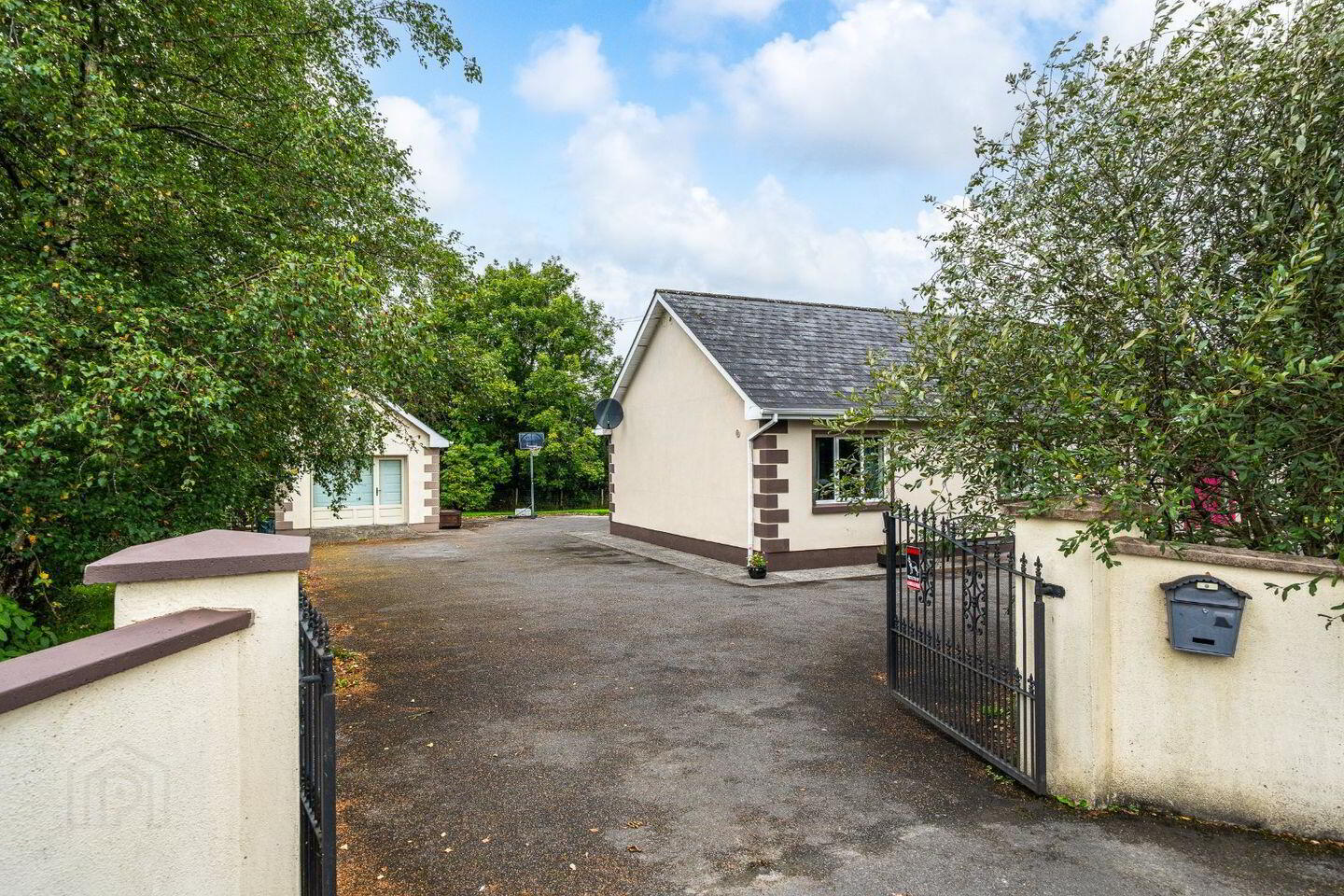 Ballagh 3 of 37