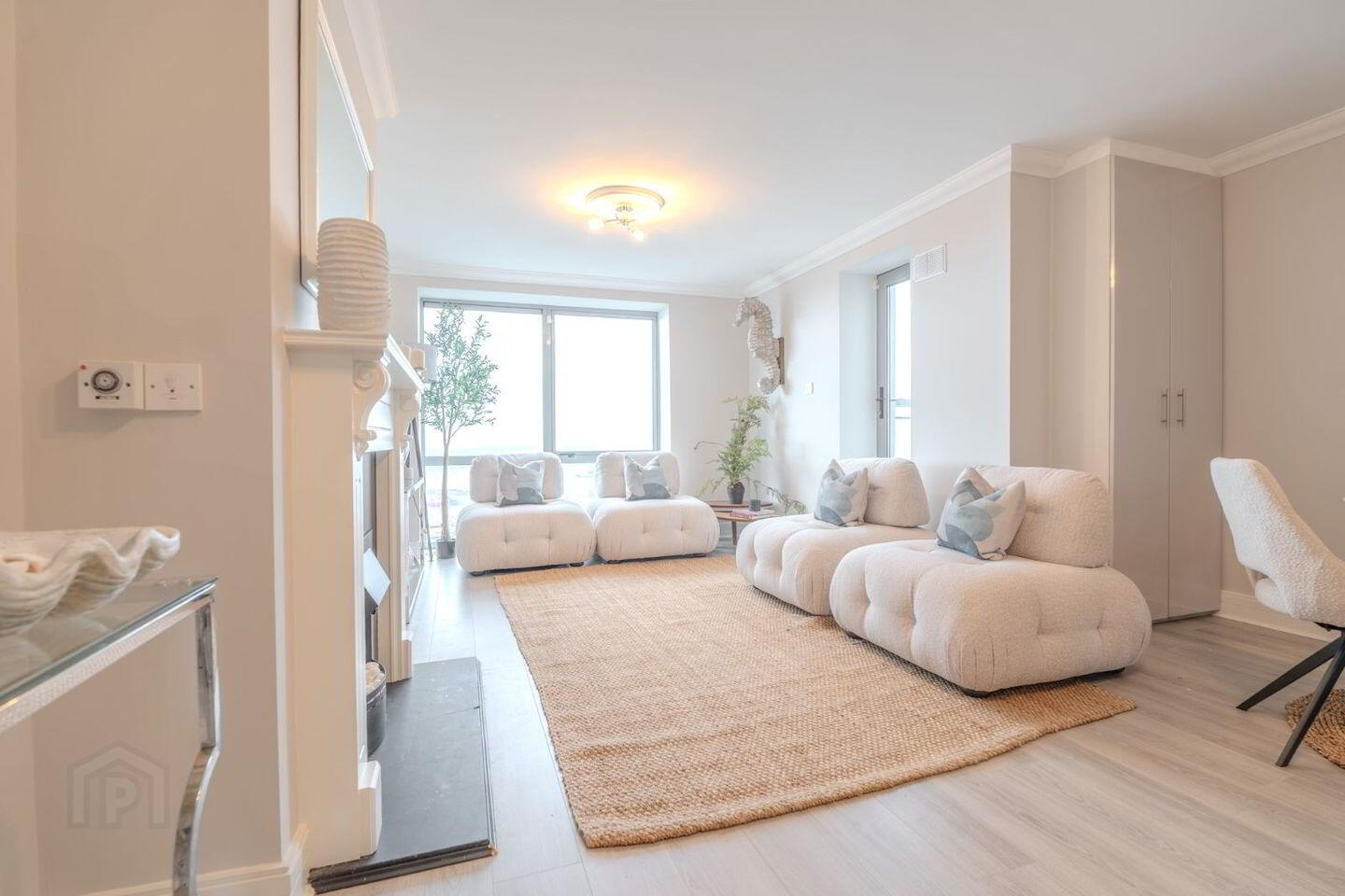Apartment 52 The Anchorage Clarence Street 2 of 17
