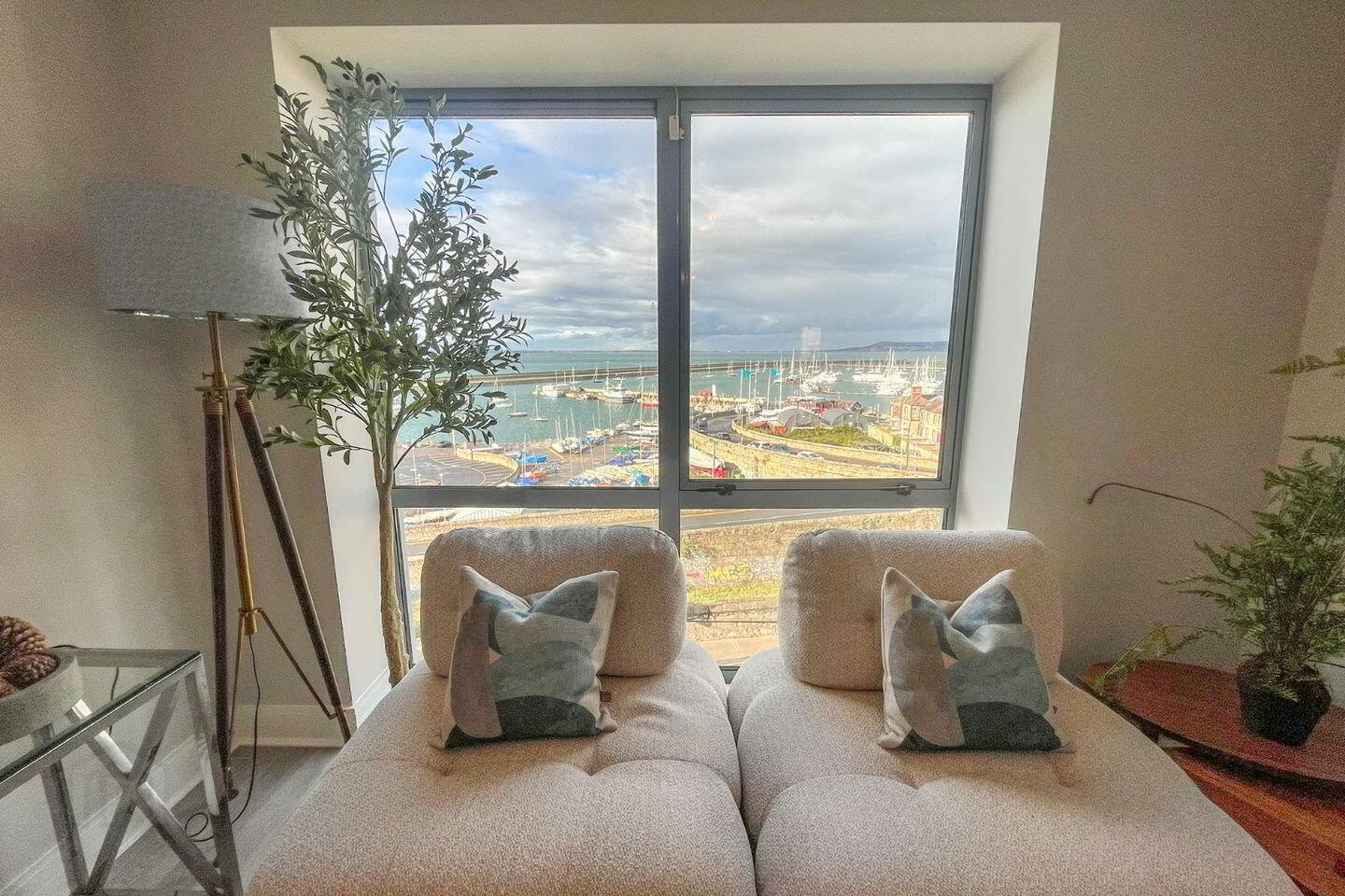 Apartment 52 The Anchorage Clarence Street 3 of 17