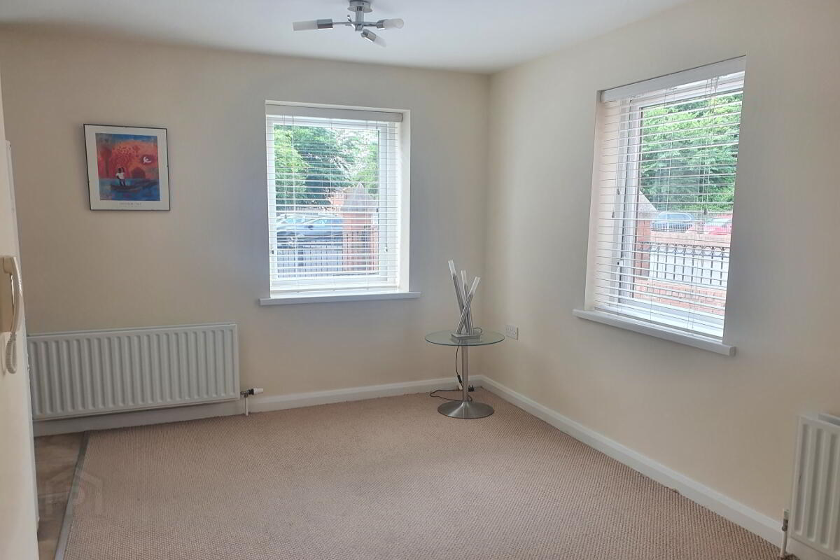 Apartment 1 15 Clara Road 3 of 8