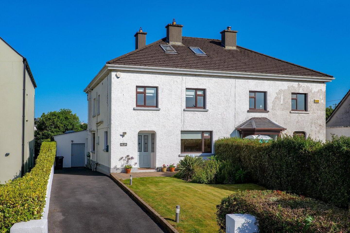 Doon, 39 Kingston Road 1 of 27