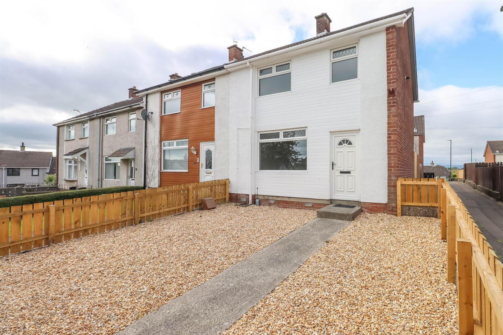 49 Culross Drive 2 of 19