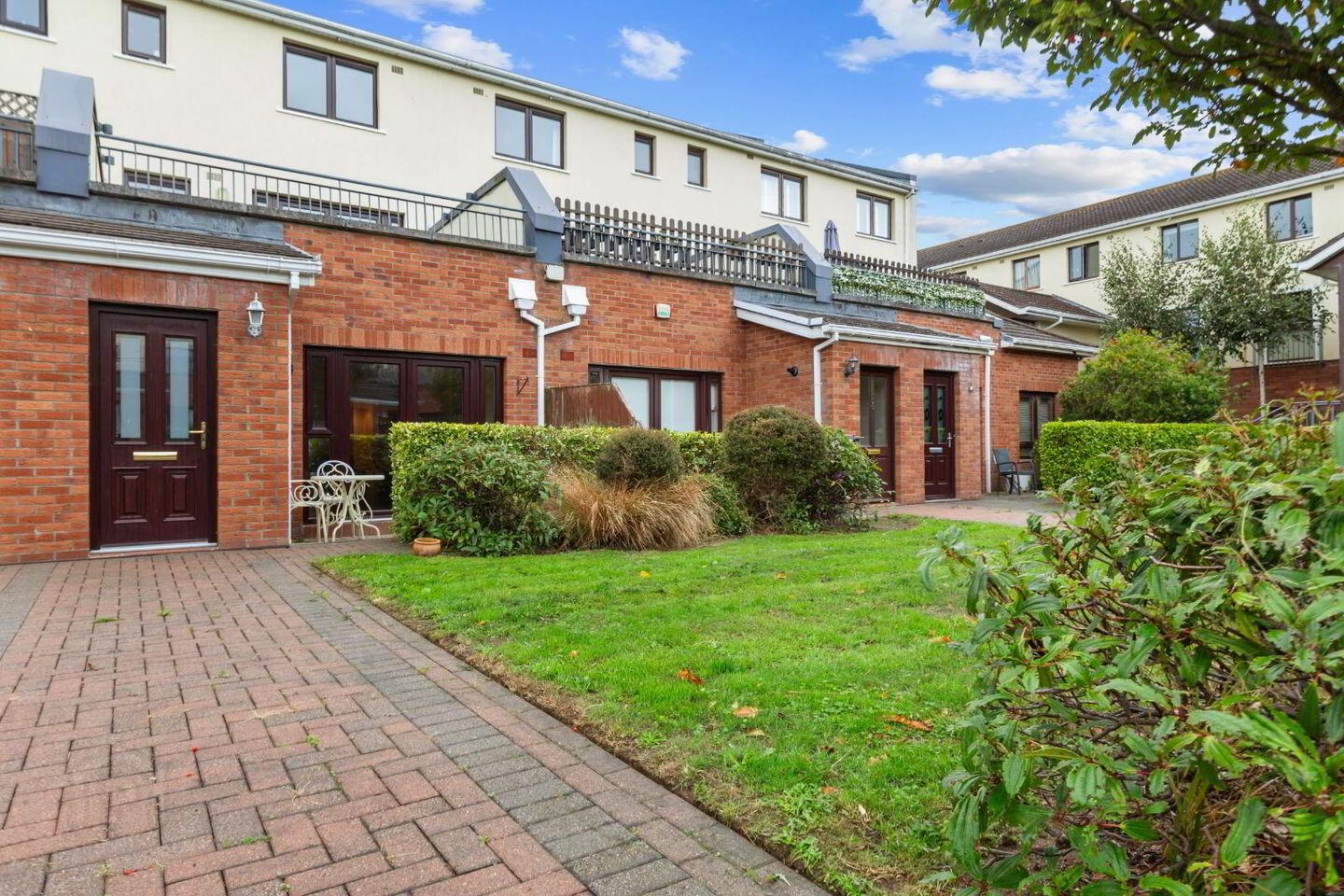 149 Charlesland Grove 3 of 13