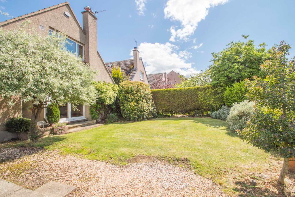11 Swan Spring Avenue 1 of 16