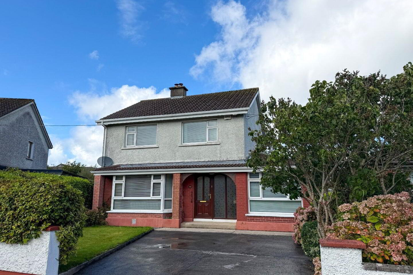48 Moyola Park 1 of 23