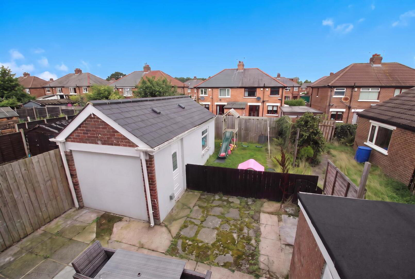 14 Elmfield Park 15 of 15