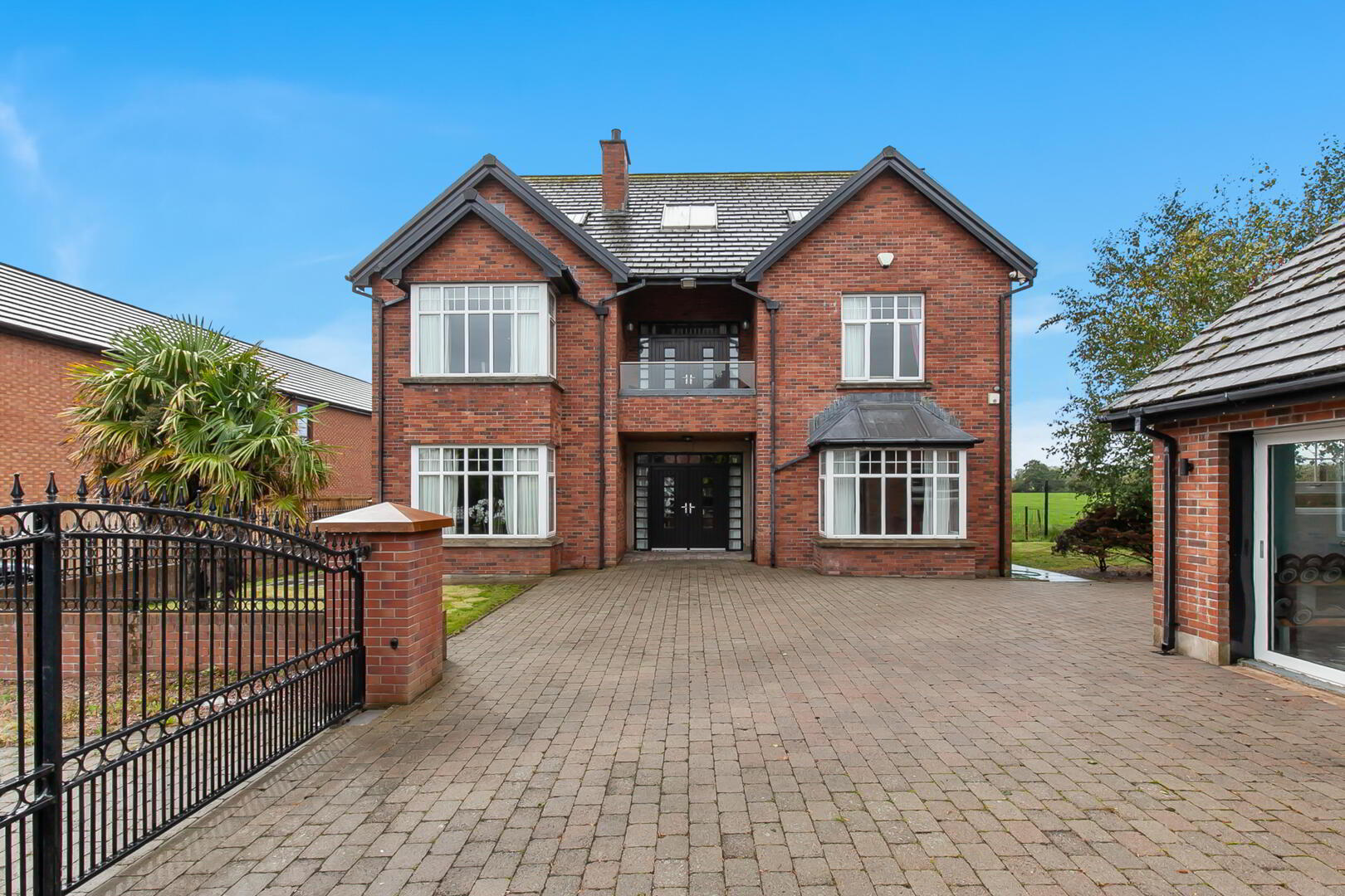 59 Farm Lodge Drive 2 of 51