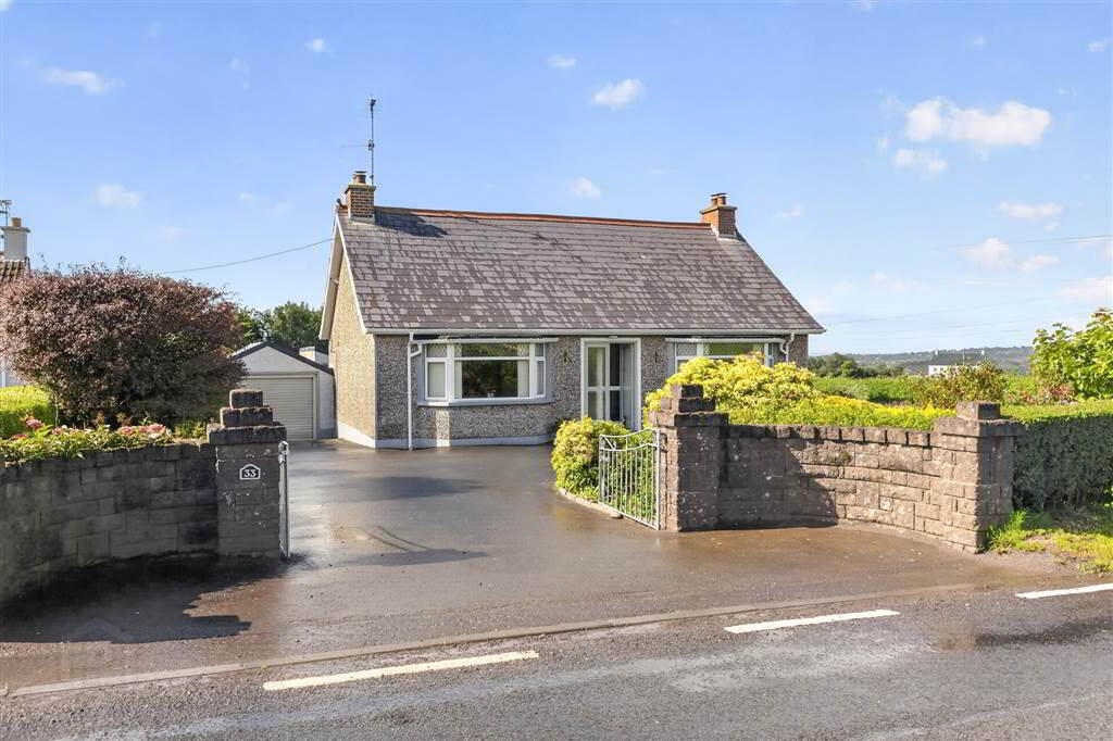 33 Stoneyford Road 2 of 37