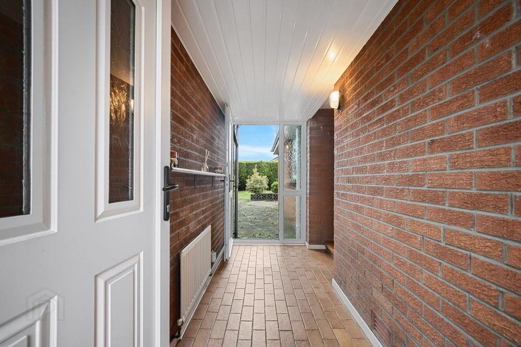 5 Onslow Gardens 3 of 24