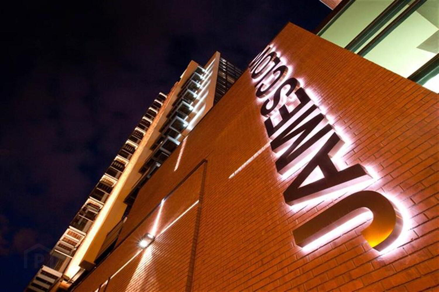 95 The Granary Building, 15 Princes Street 1 of 9