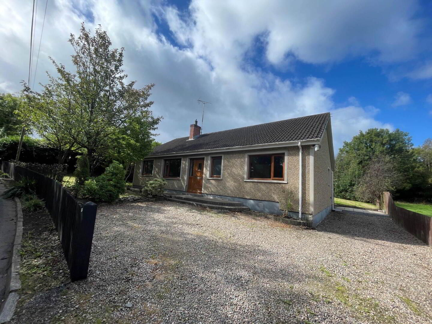 18 Teconnaught Road 2 of 26