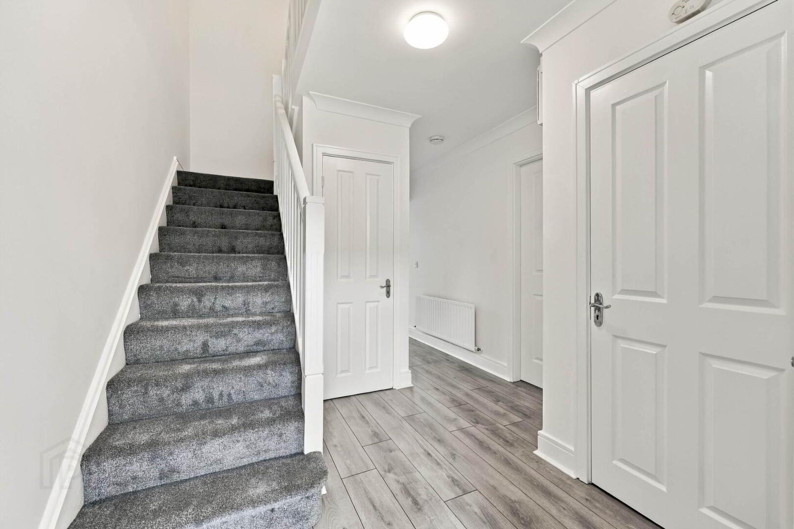 9 Chipping Terrace 3 of 16