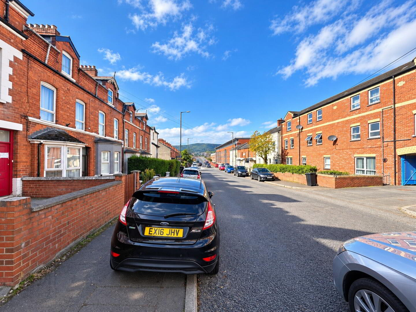 A & B (2 Bed & 1 Bed Apts), 58 Tates Avenue 25 of 25