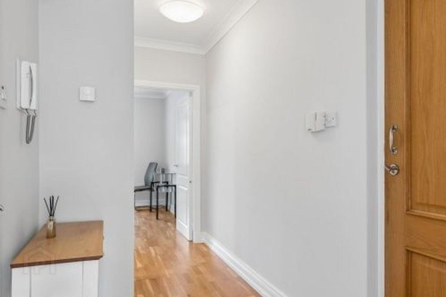 Apartment 25 Caddell 3 of 20