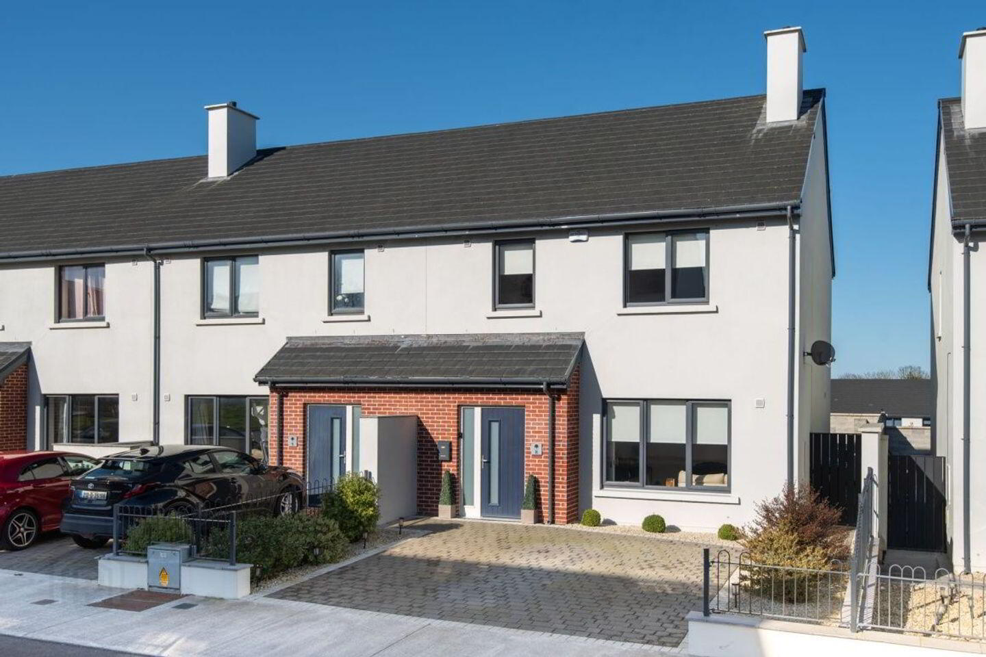 8 Newpark Drive 2 of 27
