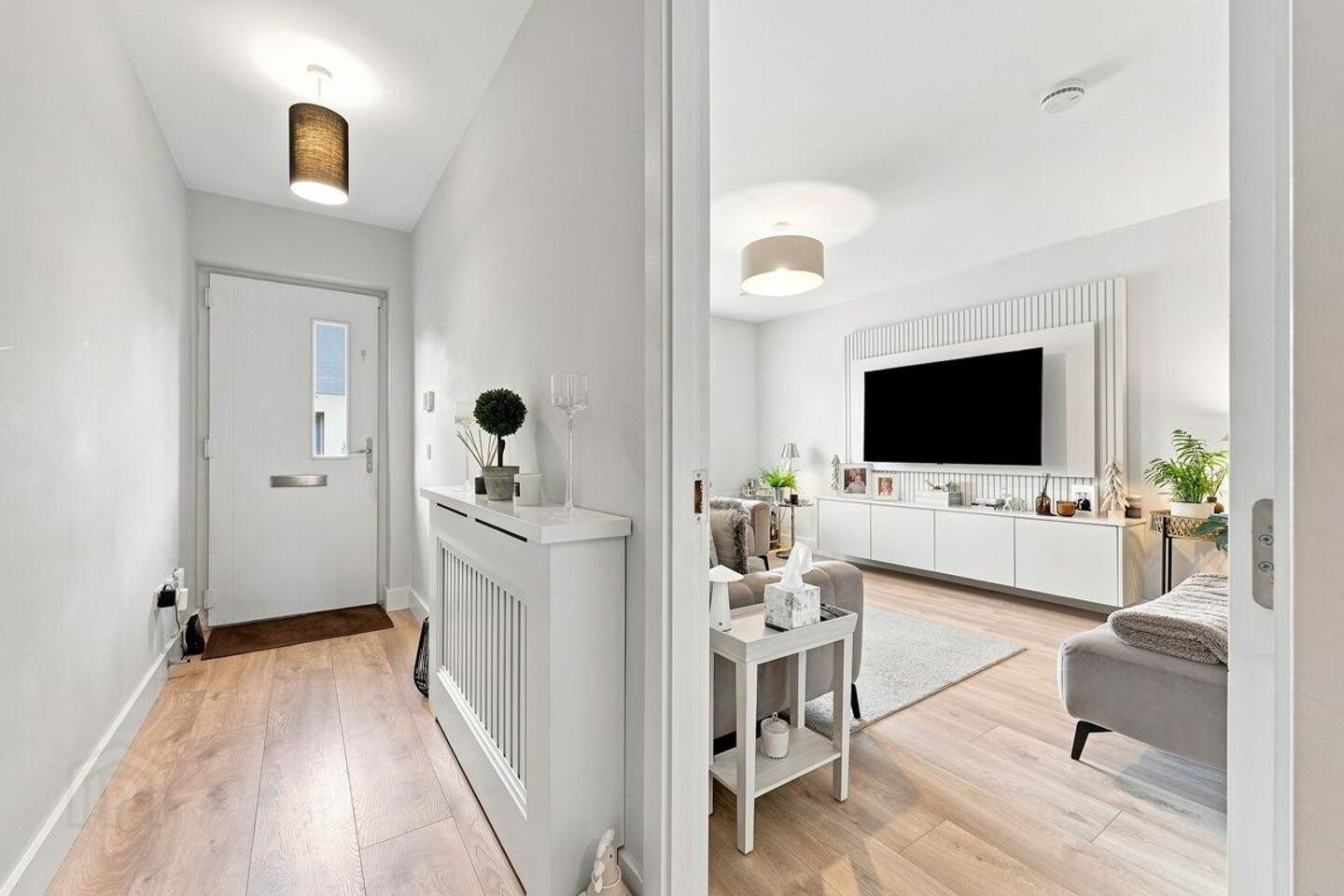 65 Drumnigh Manor 3 of 22