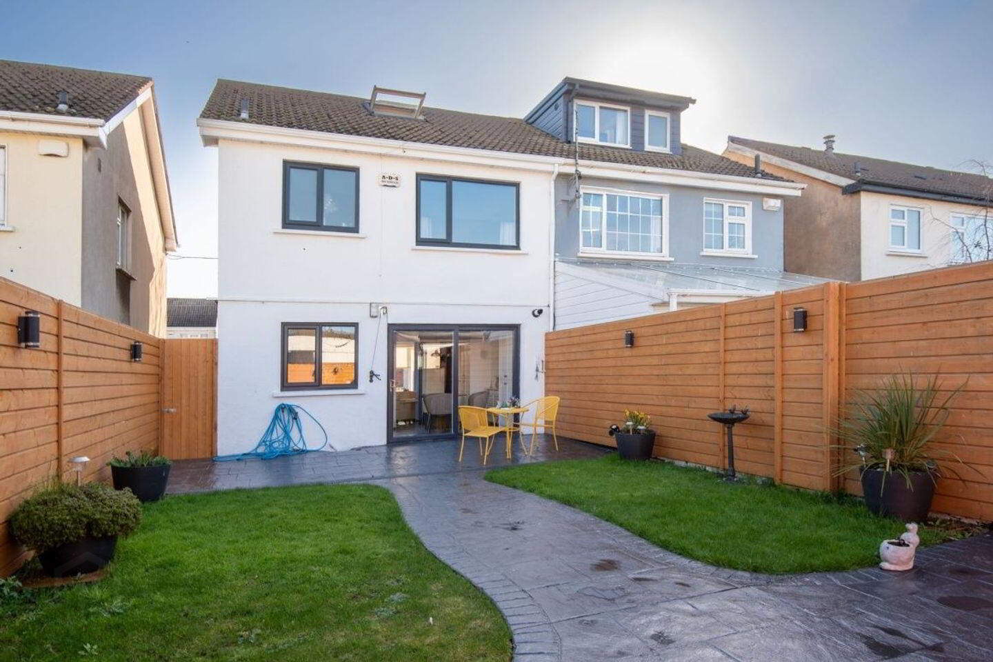15 Grange Abbey Grove 23 of 24