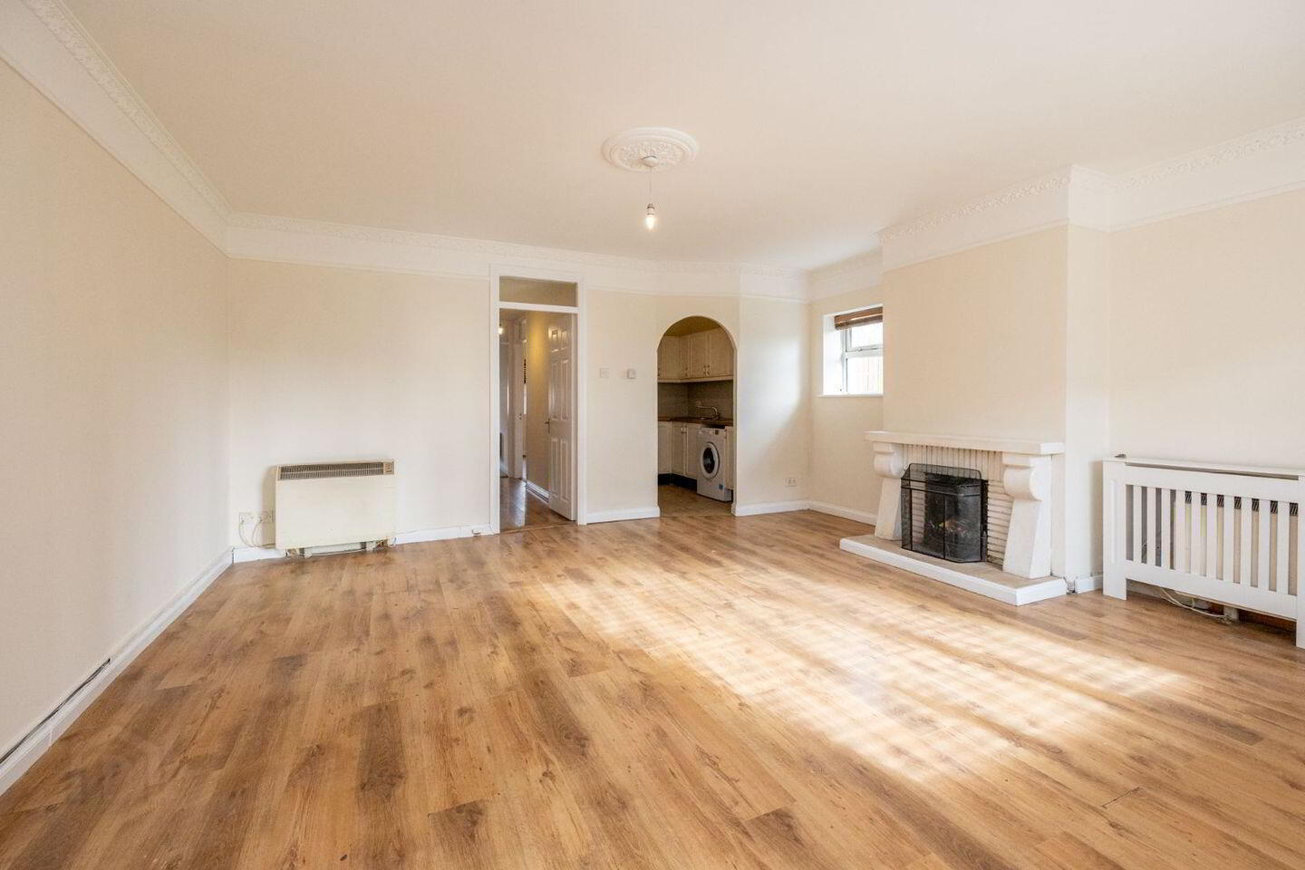 6 Green Isle Court 2 of 14