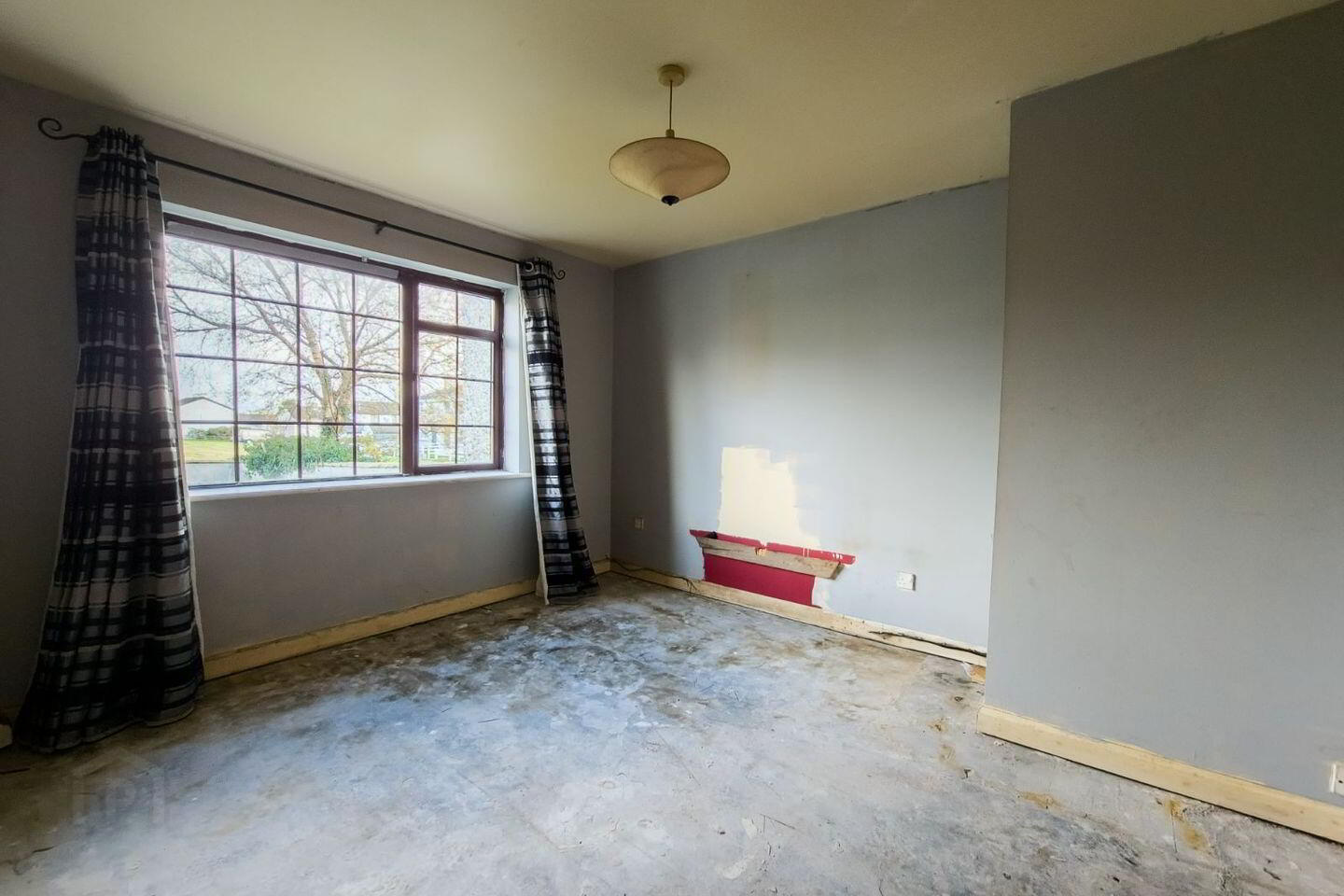 2 Riverdale Court 3 of 17