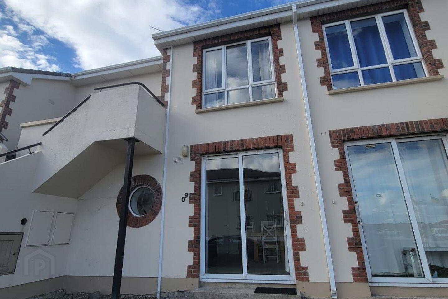 409 Kilkee Bay Apartments 16 of 16