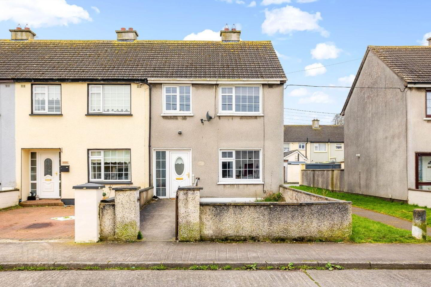 2205 Highfield Estate 1 of 23