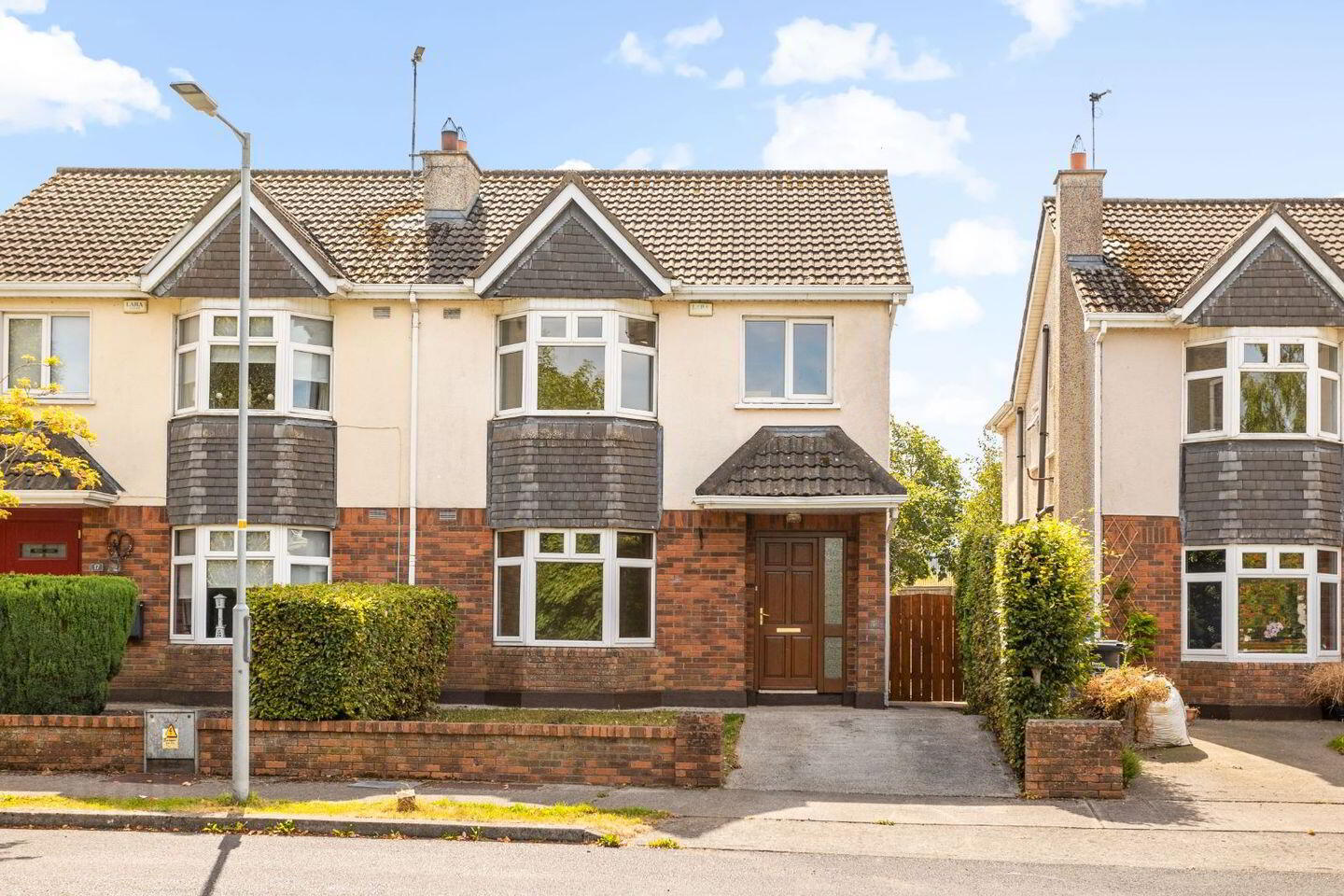 16 Beechmount 1 of 21