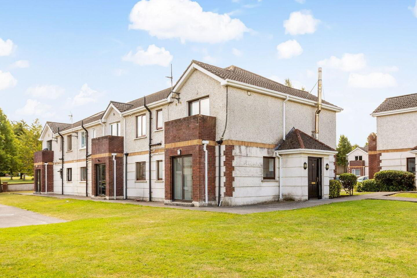 6 Ardevan Court 1 of 18