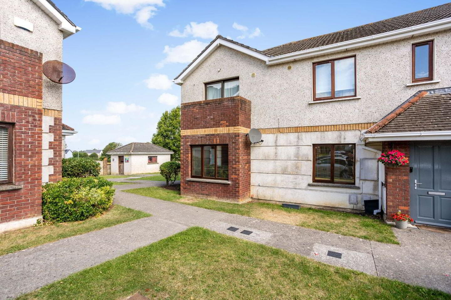 6 Ardevan Court 2 of 18