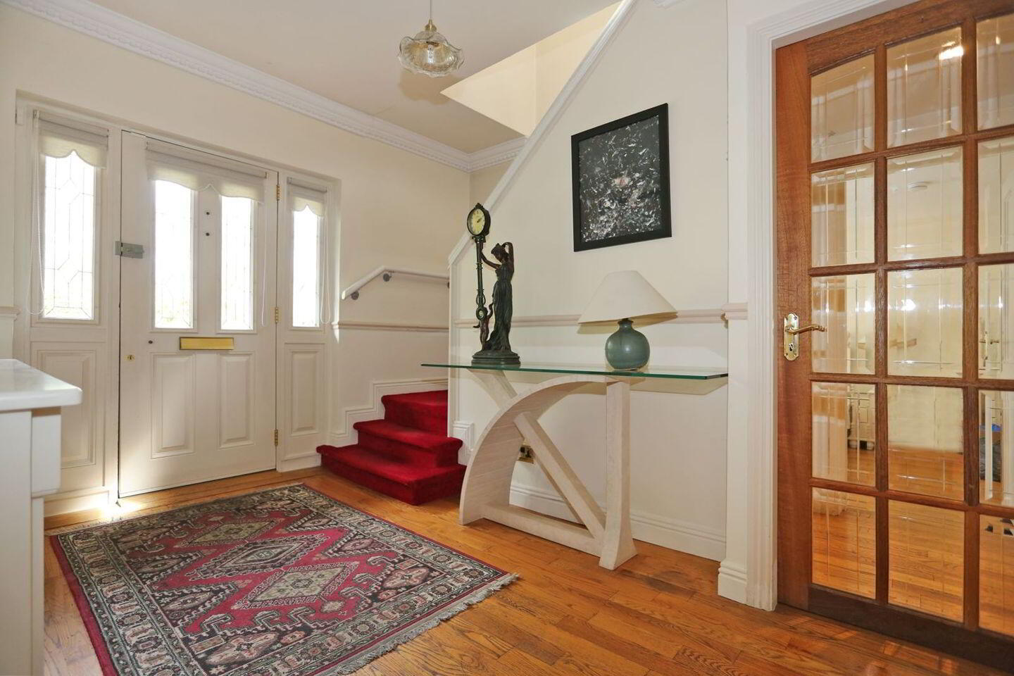 3 Saint James Court 2 of 46