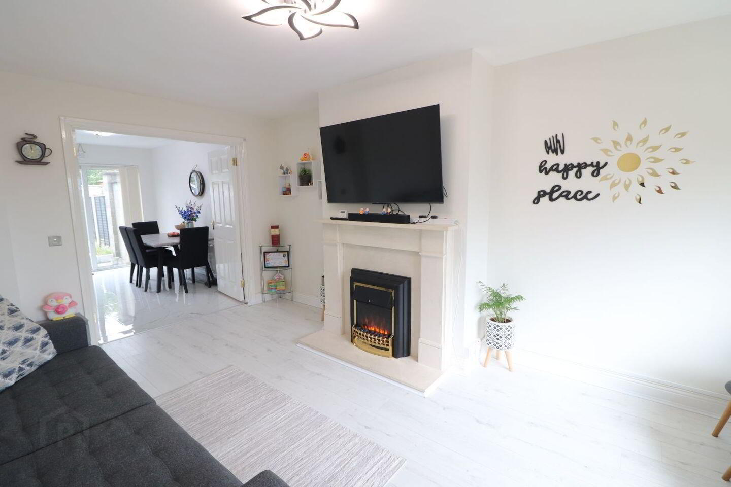 71 Dromroe Avenue 2 of 28